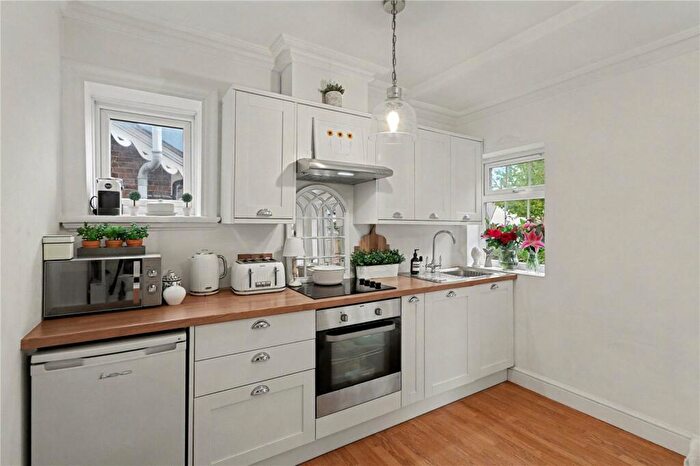 1 Bedroom Apartment For Sale In South Road, Haywards Heath, West Sussex, RH16