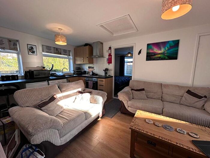 1 Bedroom Semi-Detached House To Rent In Mitchell Road, St Austell, PL25
