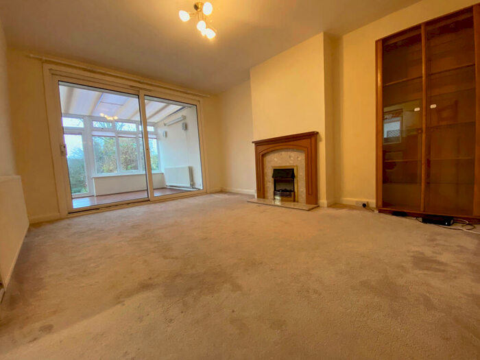 4 Bedroom Bungalow To Rent In Andover Road, Orpington, BR6