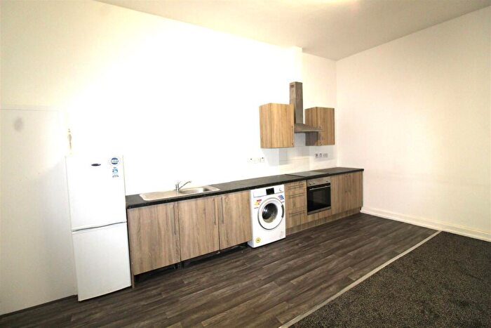 2 Bedroom Flat To Rent In Blaby Road, Wigston, LE18
