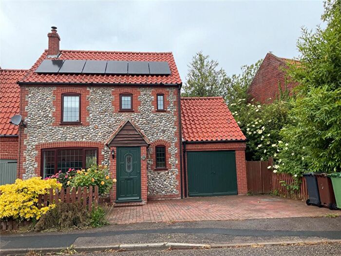 3 Bedroom Link Detached House For Sale In Beechlands Park, Southrepps, Norwich, Norfolk, NR11