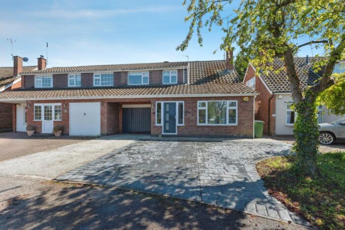 4 Bedroom Semi-Detached House For Sale In Fosse Close, Sharnford, Hinckley, LE10