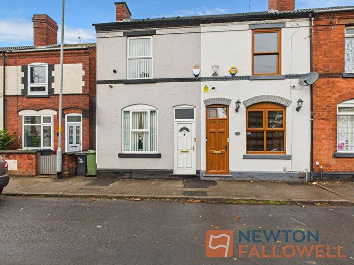 3 Bedroom End Of Terrace House For Sale In West Street, Leamore, Walsall, WS3