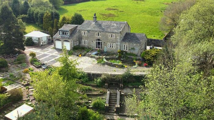 4 Bedroom Detached House For Sale In Great House Road, Todmorden, OL14