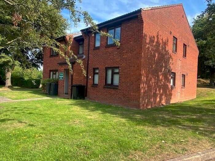 1 Bedroom Flat To Rent In Fledburgh Drive, Sutton Coldfield, West Midlands, B76