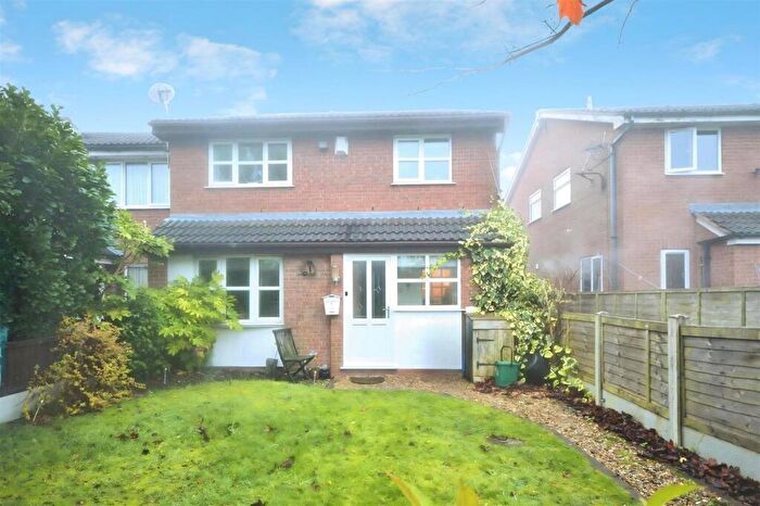 2 Bedroom Semi-Detached House To Rent In Heathfield Drive, Waterhayes Village, ST5