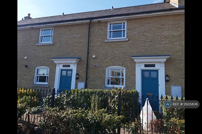 2 Bedroom Terraced House To Rent In Glebe Road, Chelmsford, CM1