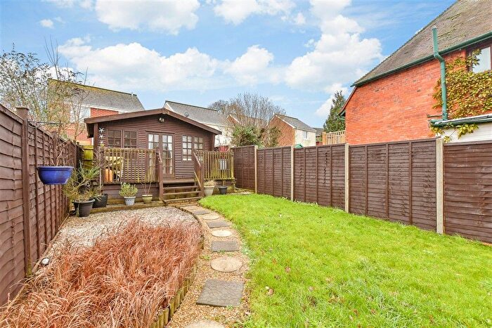 3 Bedroom Semi Detached House For Sale In The Avenue, Totland Bay, Isle Of Wight, PO39