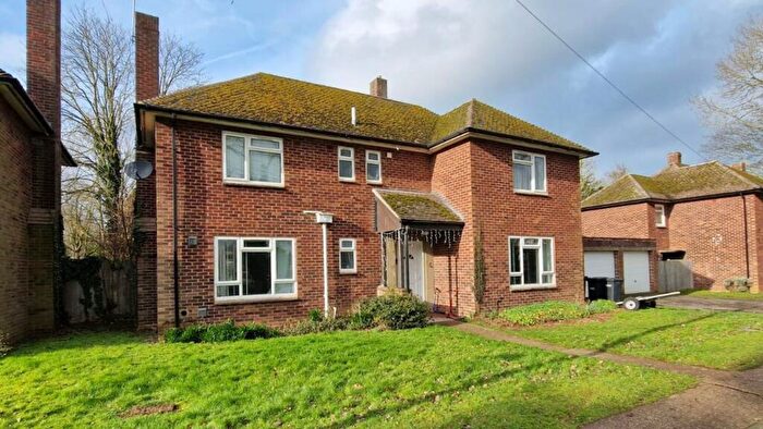 4 Bedroom Property To Rent In South Road, Brampton, PE28