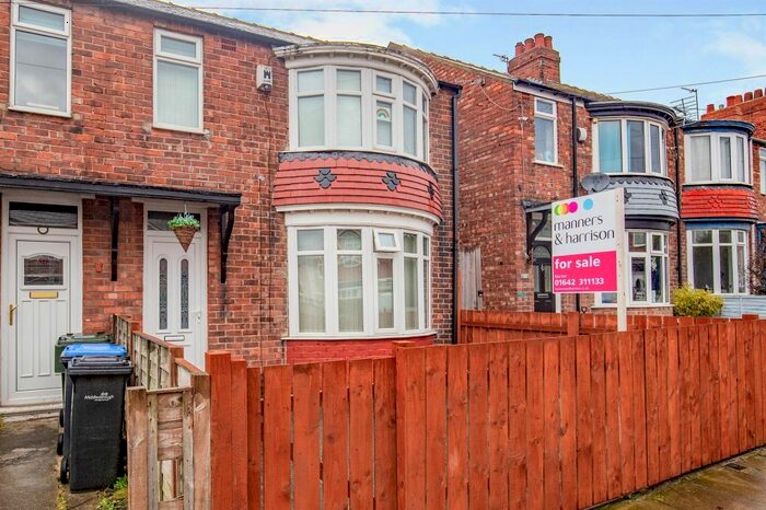 3 Bedroom Semi-Detached House To Rent In Kings Road, Middlesbrough TS5