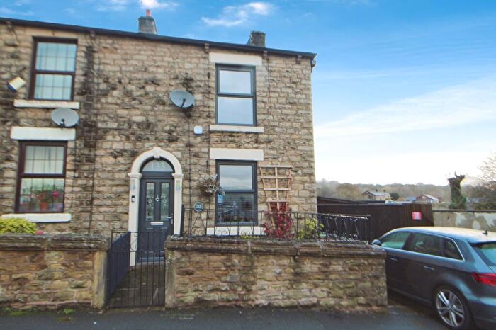 3 Bedroom End Of Terrace House For Sale In Mottram Moor, Mottram, Hyde, Greater Manchester, SK14