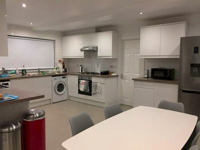 8 Bedroom House To Rent In Tawney Street, Oxford, Oxford, OX4