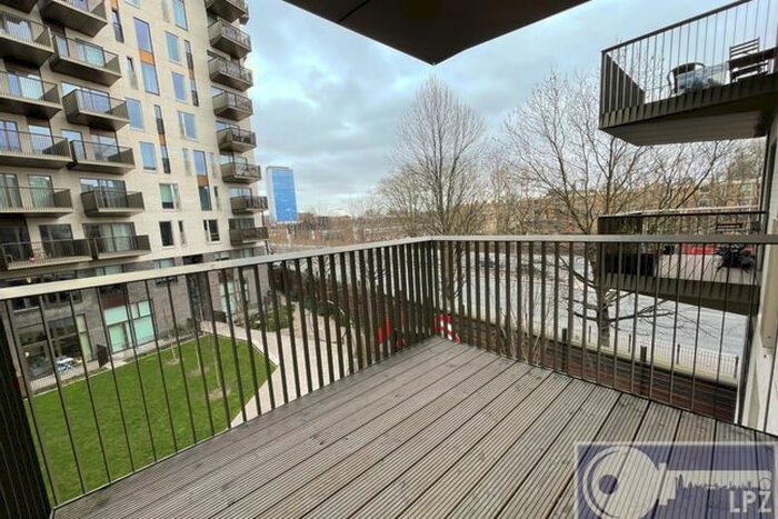 2 Bedroom Flat To Rent In Maud Street, Canning Town, E16