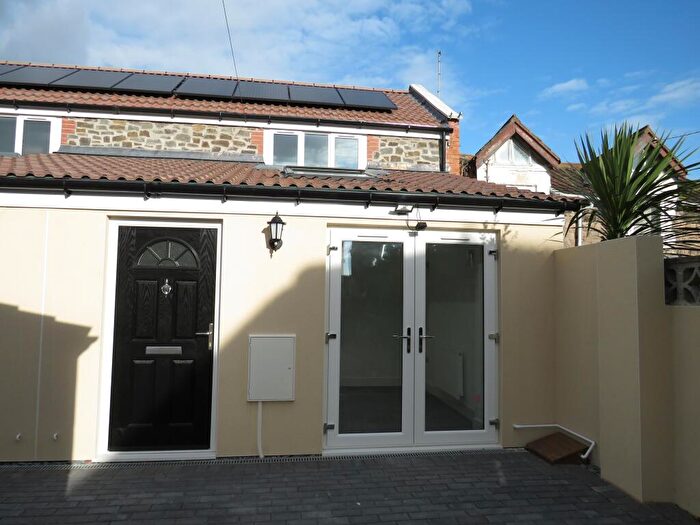 2 Bedroom Maisonette To Rent In Ashcombe Road, Weston-Super Mare, BS23