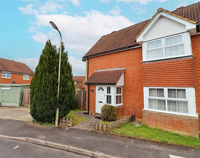 1 Bedroom Terraced House For Sale In Hop Garden, Church Crookham, Fleet, GU52