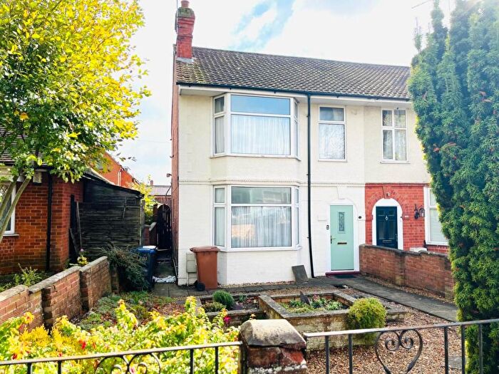 3 Bedroom End Of Terrace House For Sale In St. Matthews Parade, Kingsley, Northampton, NN2