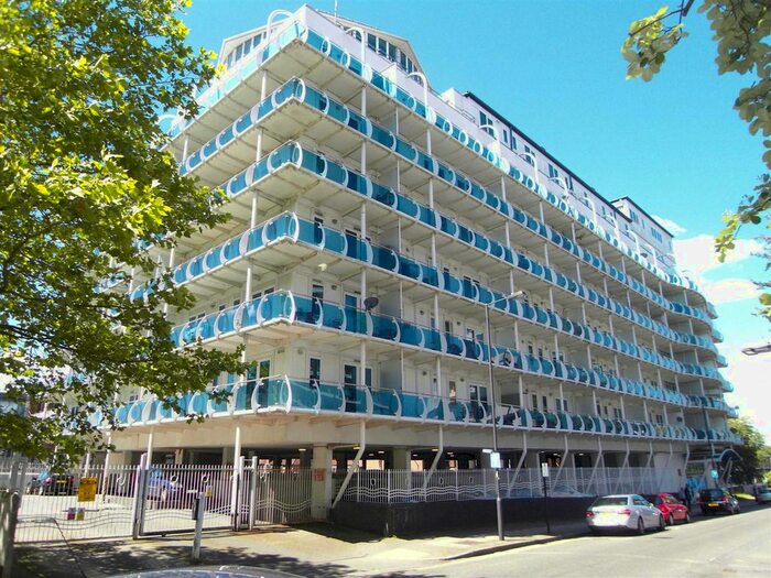 Studio To Rent In Lyon Road, Harrow-On-The-Hill, Harrow, HA1