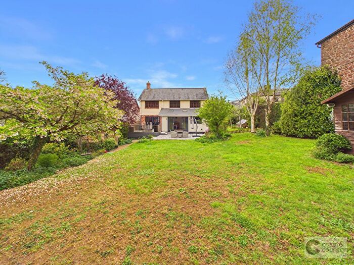 4 Bedroom Detached House For Sale In Shute Hill, Bishopsteignton, TQ14