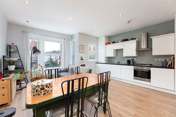 2 Bedroom Flat To Rent In Lower Richmond Road, London, SW15