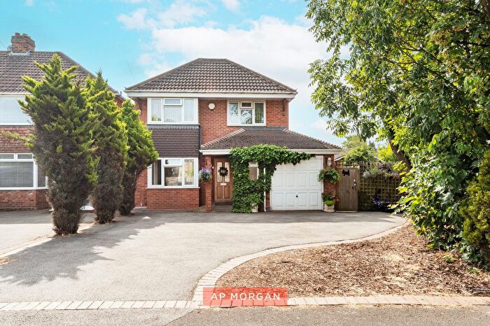 4 Bedroom Detached House For Sale In Old Lode Lane, Solihull, West Midlands, B92