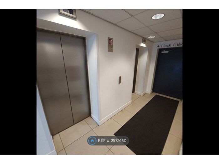 2 Bedroom Flat To Rent In Argyle Street, Glasgow, G2