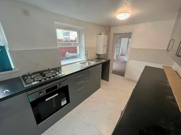 3 Bedroom House To Rent In Alma Street, Wellingborough, NN8