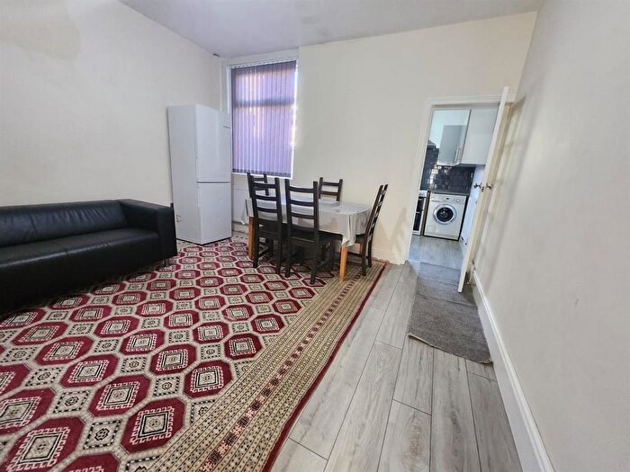 3 Bedroom Semi Detached House To Rent In Smart Street, Manchester, M12