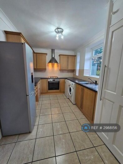 2 Bedroom End Of Terrace House To Rent In Lushes Road, Loughton, IG10