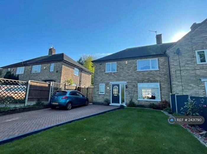 3 Bedroom Semi-Detached House To Rent In St. Martins Road, Nottingham, NG8