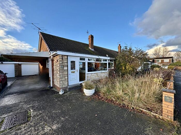 2 Bedroom Semi-Detached Bungalow For Sale In Cedar Grove, Longton, Preston, PR4