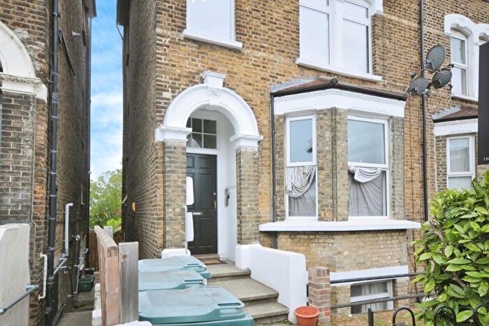 1 Bedroom Flat For Sale In Anerley Road, London, SE20