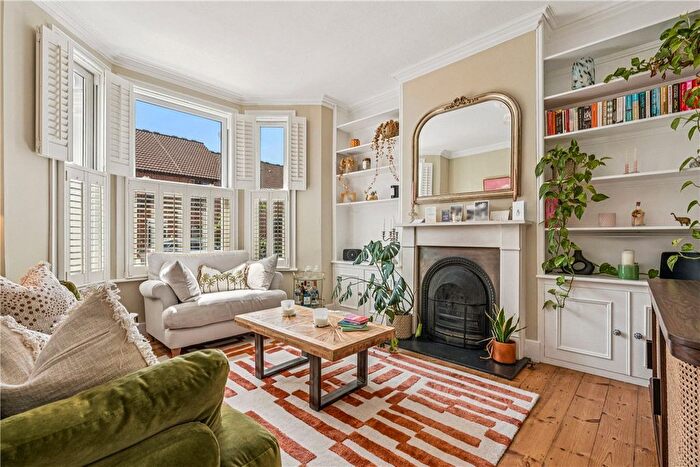2 Bedroom Flat To Rent In Aslett Street, London, SW18