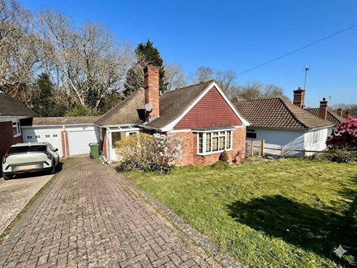 3 Bedroom Detached Bungalow For Sale In Knowle Road, Fairlight, TN35