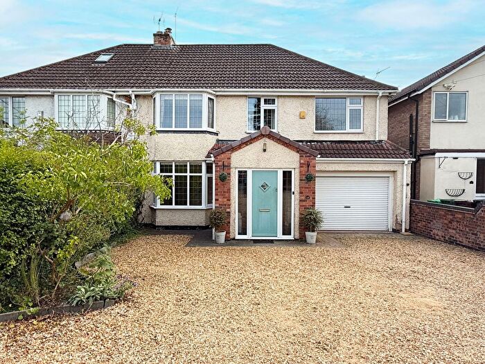 6 Bedroom Semi-detached House For Sale In Norton Lane, Wythall, B47