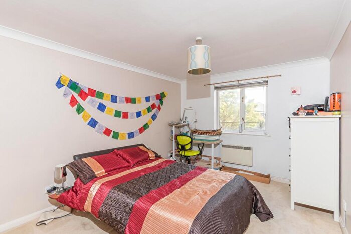 Flat To Rent In Regents Court, Sopwith Way, KT2