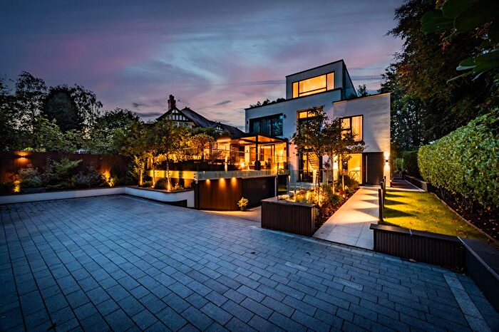 4 Bedroom Detached House For Sale In Broadway, Bramhall, SK7