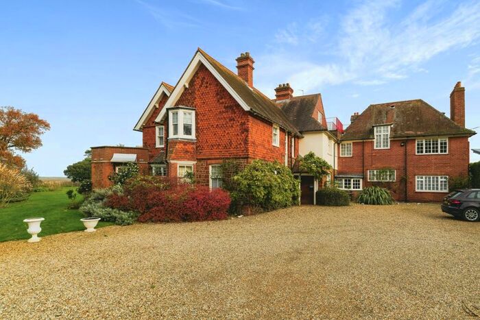 2 Bedroom Flat For Sale In Butchers Lane, Brancaster, King's Lynn, Norfolk, PE31