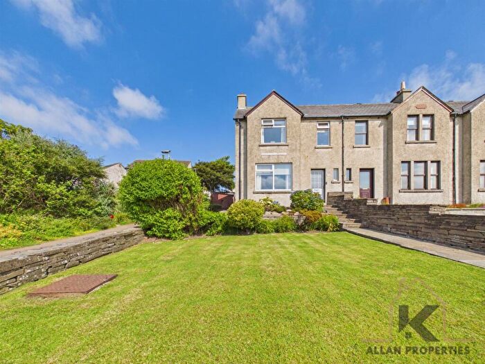3 Bedroom End Of Terrace House For Sale In Grieveship Terrace, Stromness, Orkney, KW16