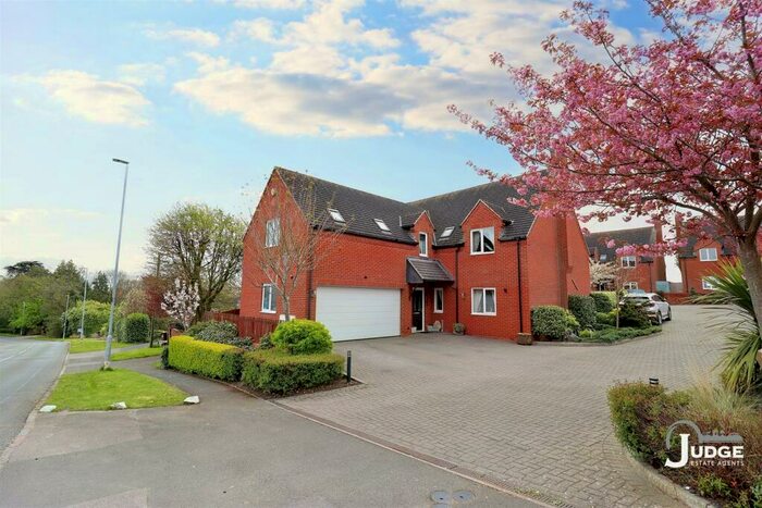 4 Bedroom Detached House For Sale In Bradgate Road, Anstey, Leicestershire, LE7