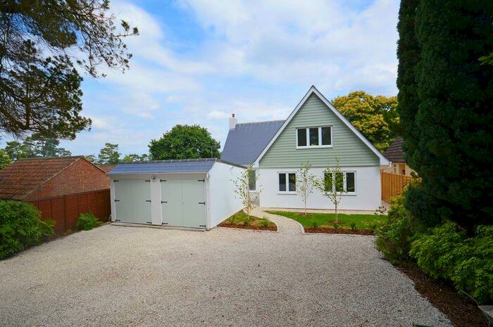 5 Bedroom Detached House To Rent In Seymour Road, Headley Down, GU35