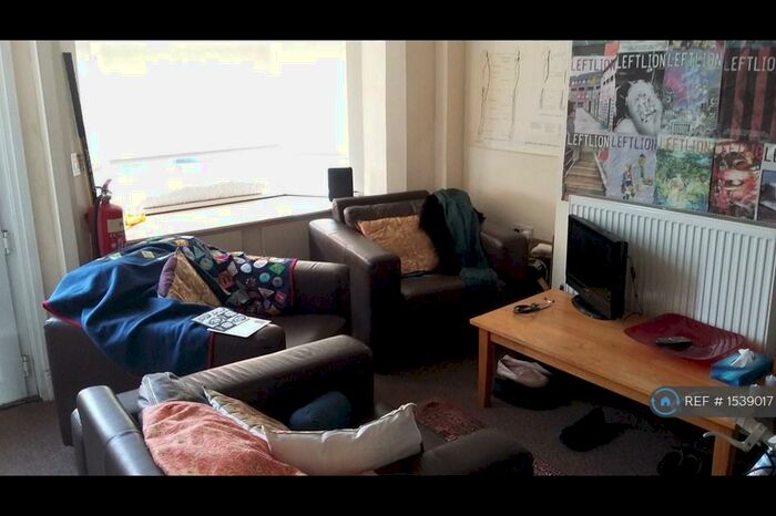 3 Bedroom Terraced House To Rent In Claude Street, Nottingham, NG7