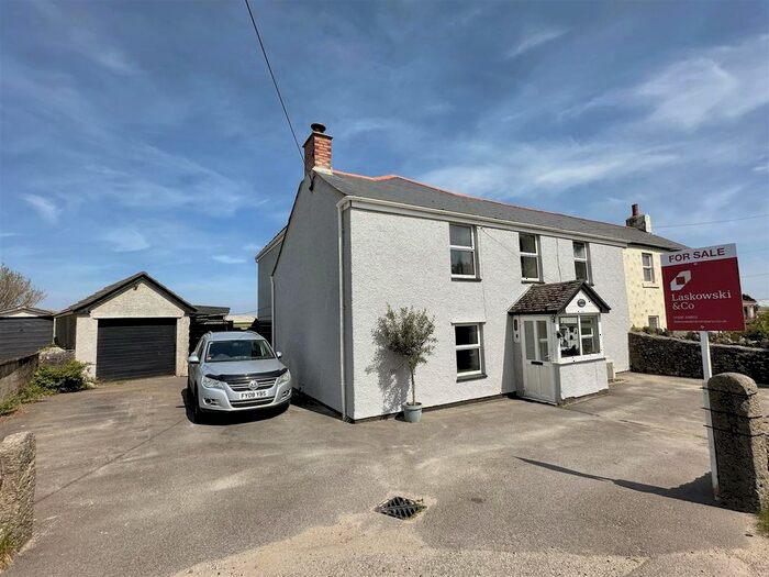 4 Bedroom Semi-Detached House For Sale In Hernis, Penryn, TR10