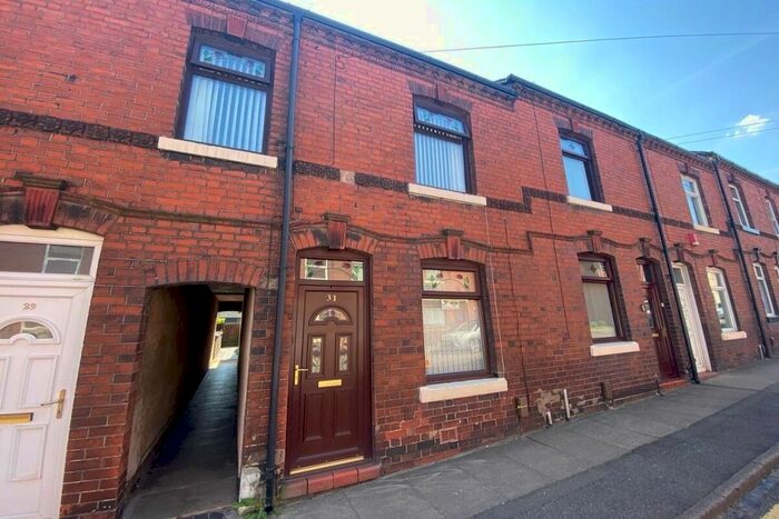 2 Bedroom Terraced House To Rent In Victoria Street, Chesterton, Newcastle, ST5