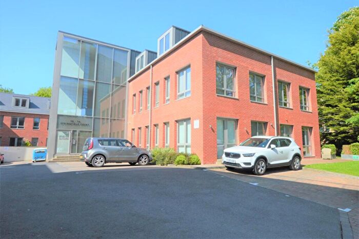 3 Bedroom Penthouse To Rent In Springfield Court, Springfield Avenue, Harrogate, HG1