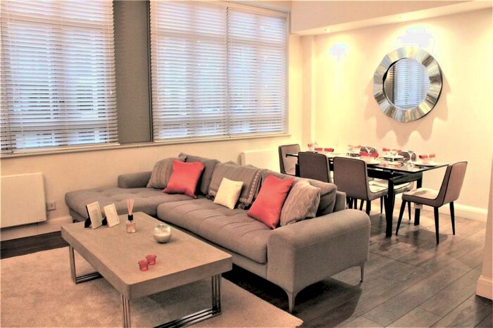 1 Bedroom Apartment To Rent In City Road, Islington, London, EC1V
