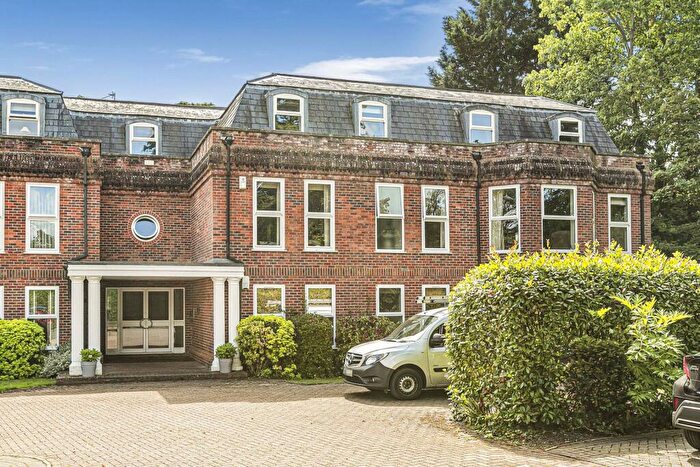 2 Bedroom Apartment To Rent In Burfield Road, Old Windsor, Windsor, Berkshire, SL4