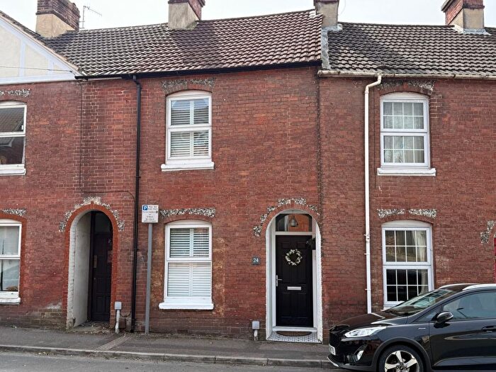 2 Bedroom Terraced House For Sale In Tollgate Road, Salisbury, SP1