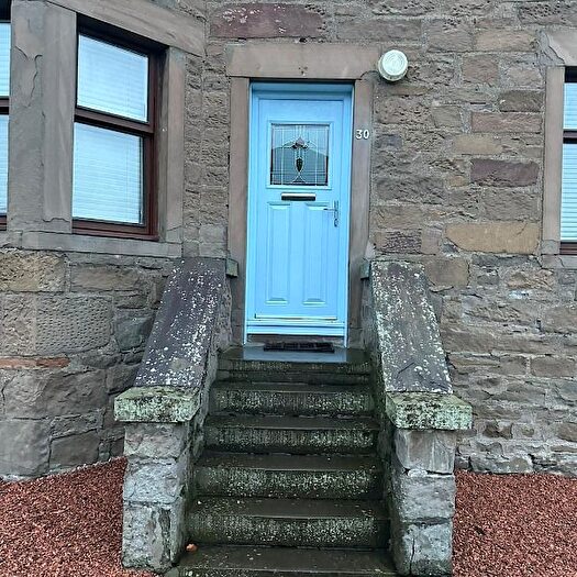 2 Bedroom Flat To Rent In Kenilworth Avenue, Maryfield, Dundee, DD4