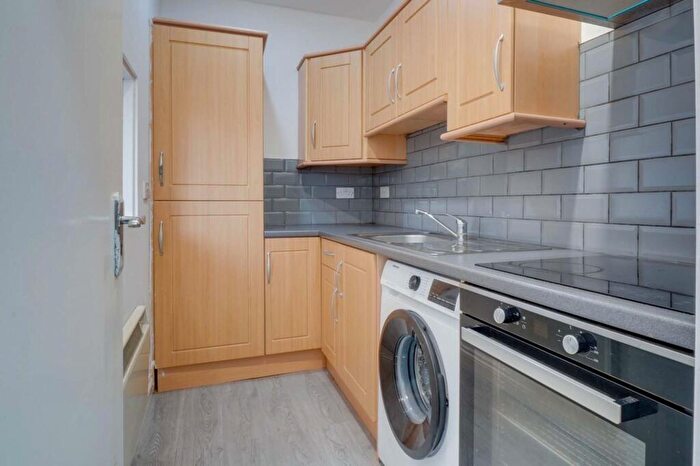 1 Bedroom Apartment To Rent In Clifford Street, South Wigston, Leicester, LE18
