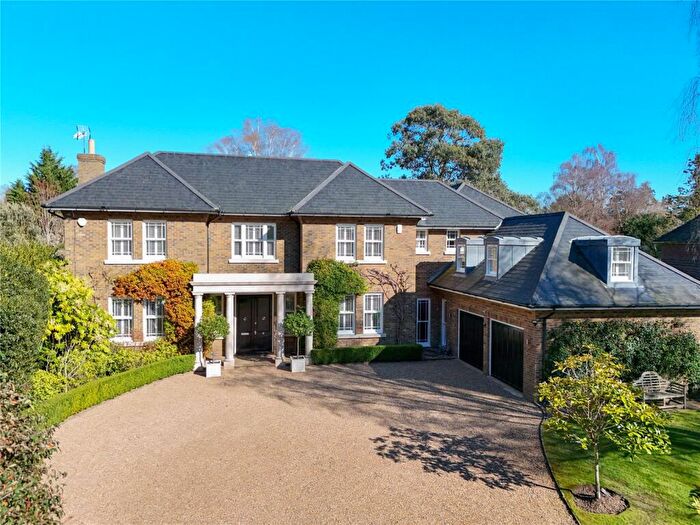 5 Bedroom Detached House For Sale In Harebell Hill, Cobham, Surrey, KT11